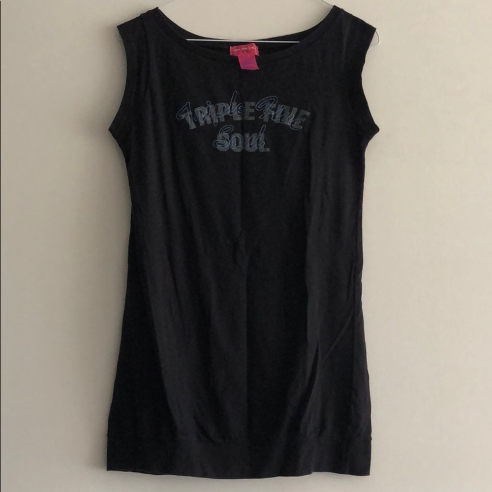 Short sleeve long black tee